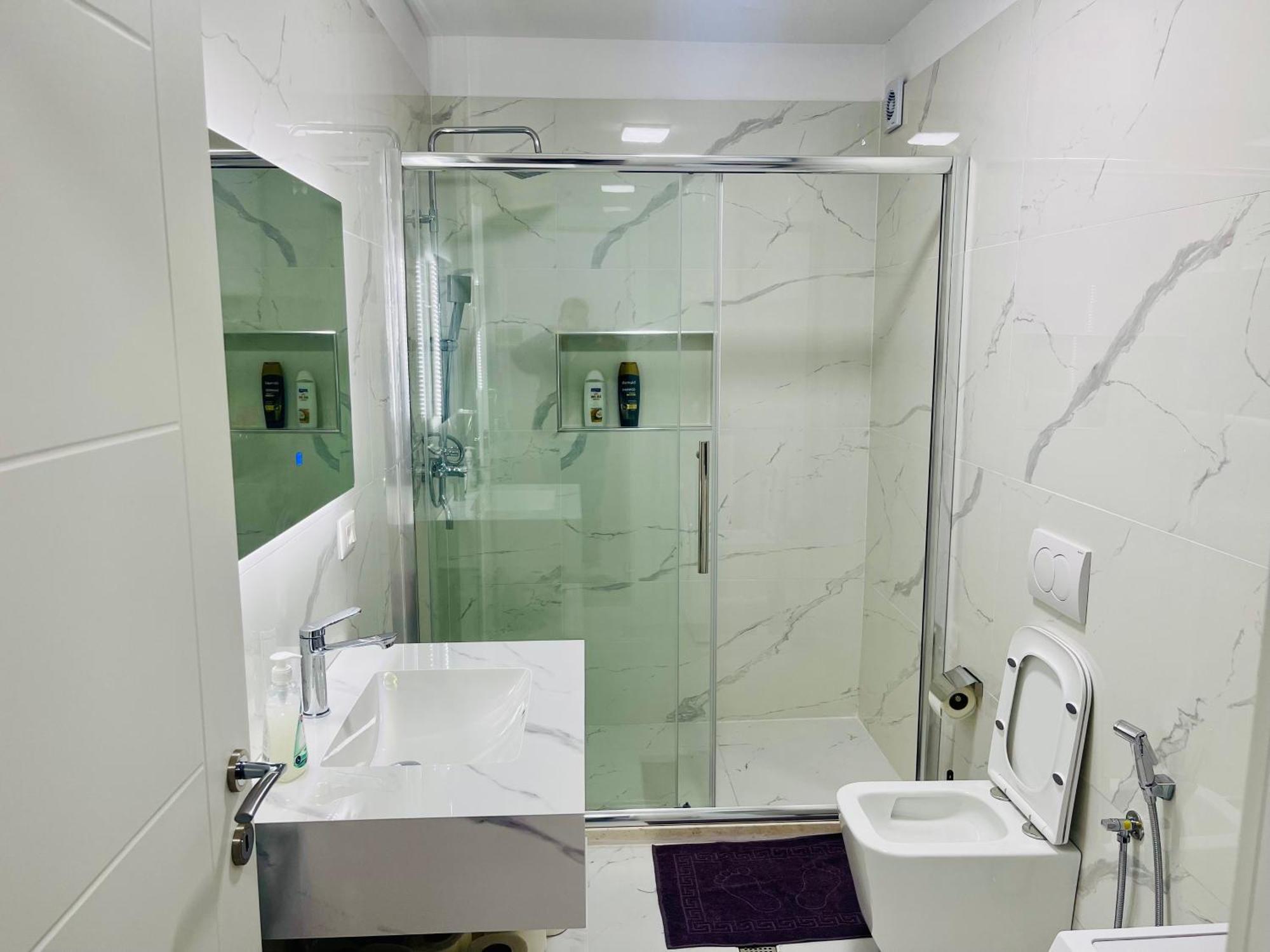 Albis Apartment 2 티라나 외부 사진
